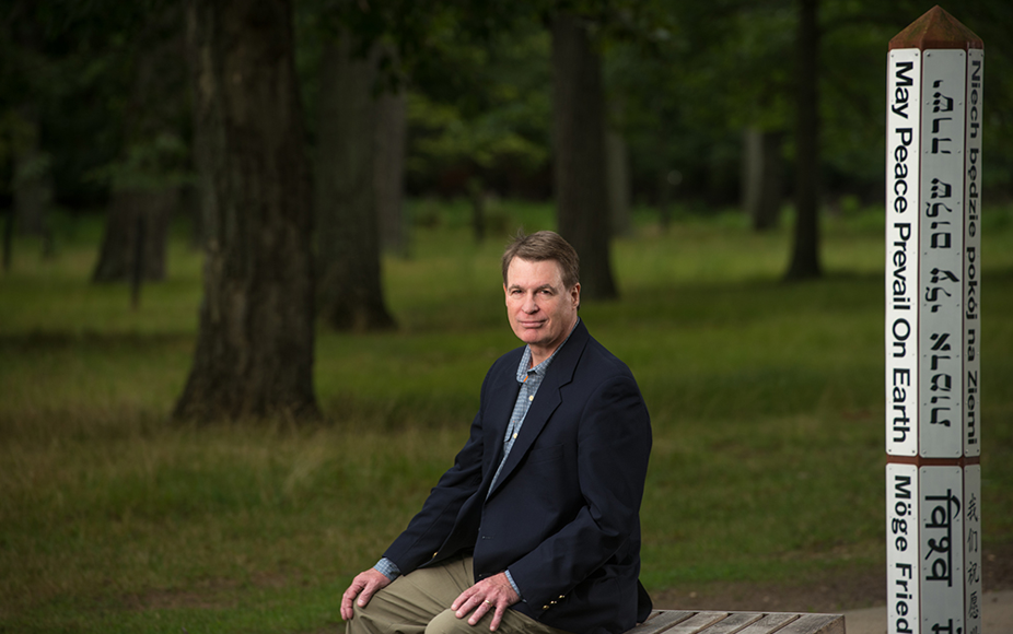 Dr. Scott Bennett – Mulcahy Institute Faculty Fellow